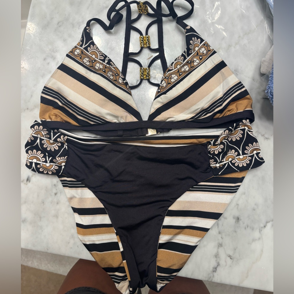 Elegant Reversible Black Tan Striped Women's Bikini Set